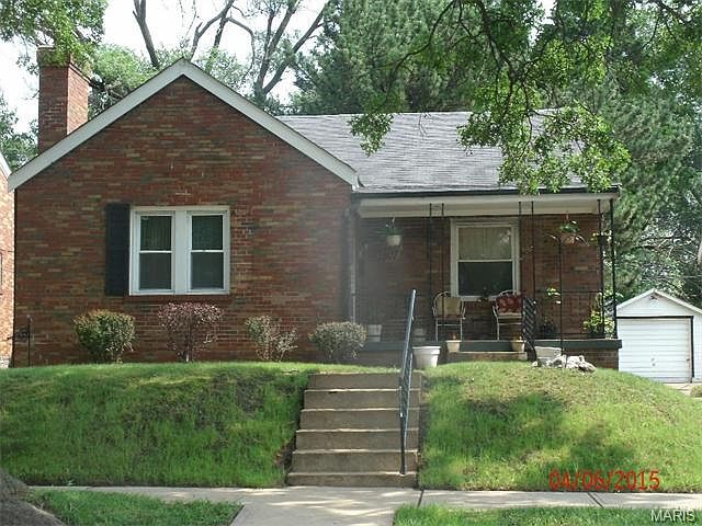 2nd image of 1807 McLaran Ave
