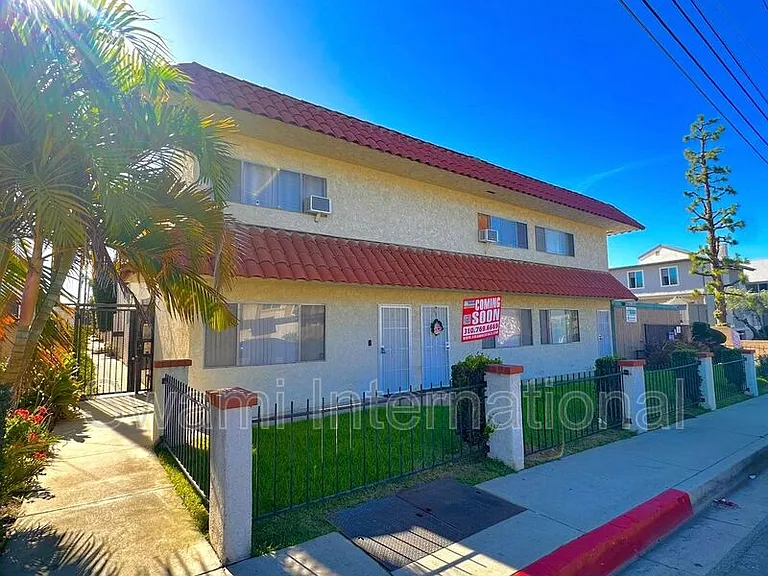 25907 Oak St #10 — Photo 14