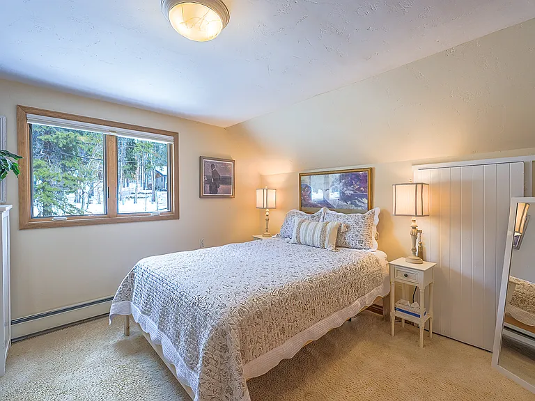 Queen Bedroom