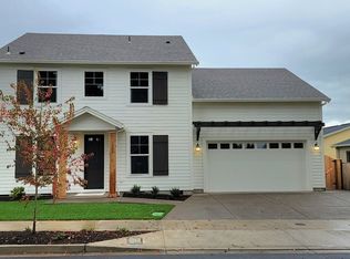 1705 N Locust St, Canby, OR 97013