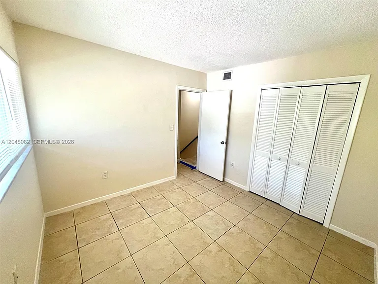 7626 NE 6th Ct #5 — Photo 9