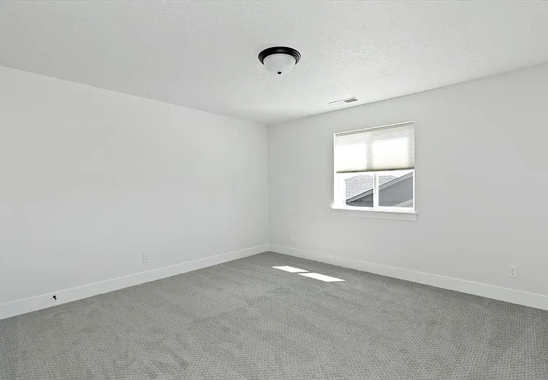 8283 W Shams Ln — Photo 25