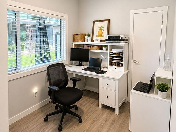 4th image of 50 Ebony Blvd #88