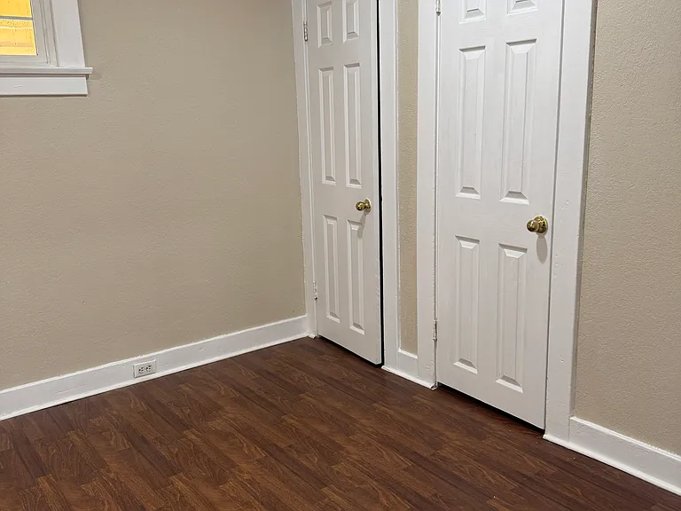 5313 Silver Dr — Photo 2