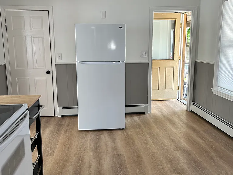 17 Davis St #17 — Photo 5