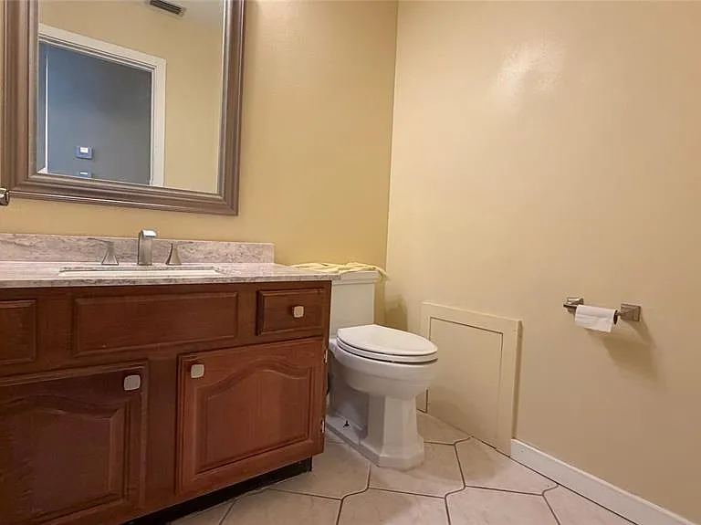 8445 Cessna Dr — Photo 51