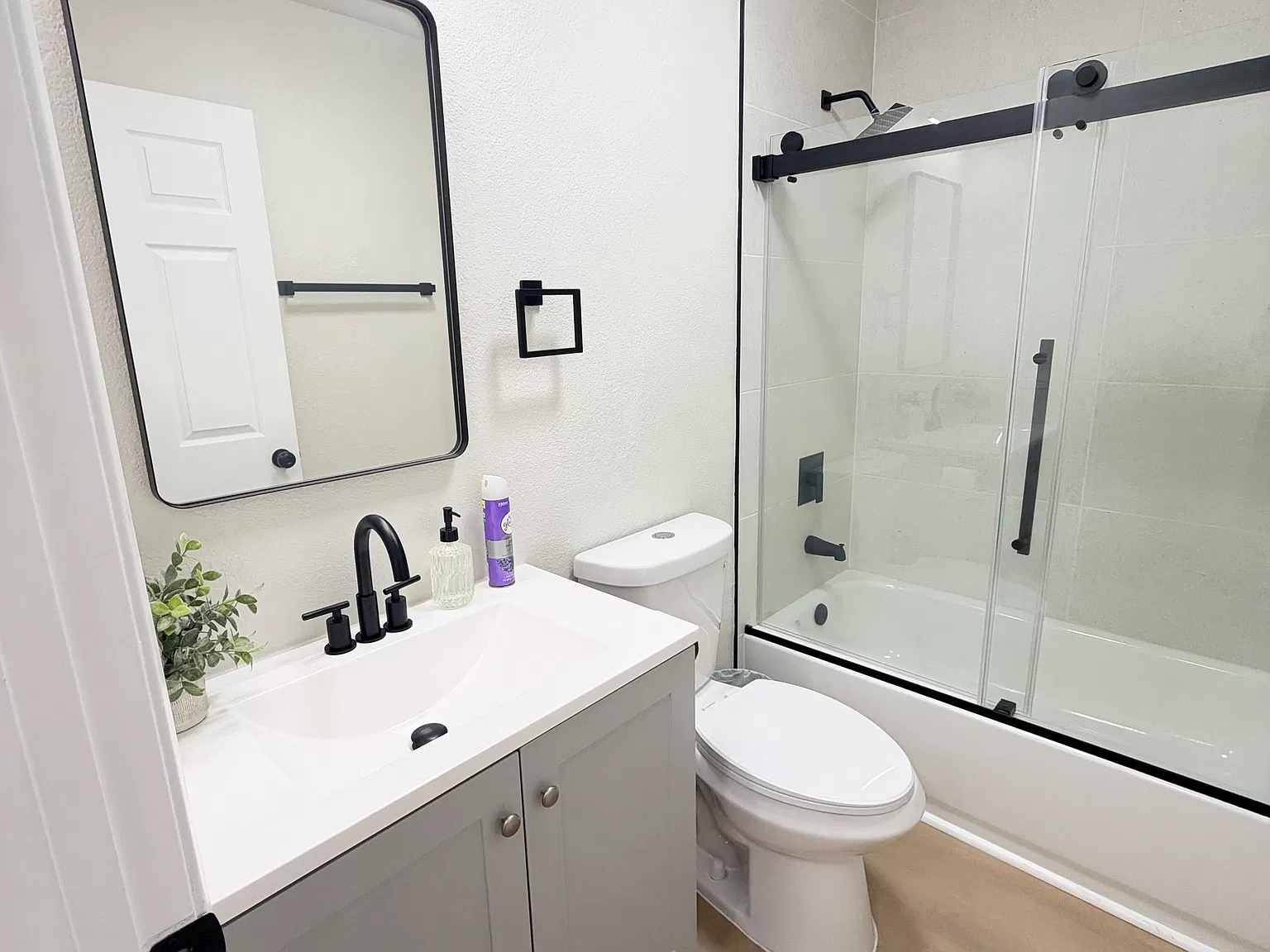 3 bed, 2.5 bath, 1470 sqft, $950 — Photo 3