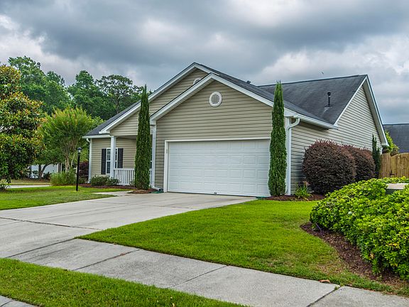 2nd image of 1148 Hammrick Ln