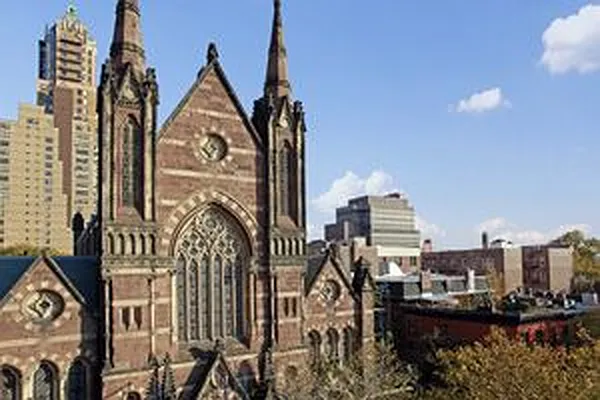 Sold by Douglas Elliman | media 21