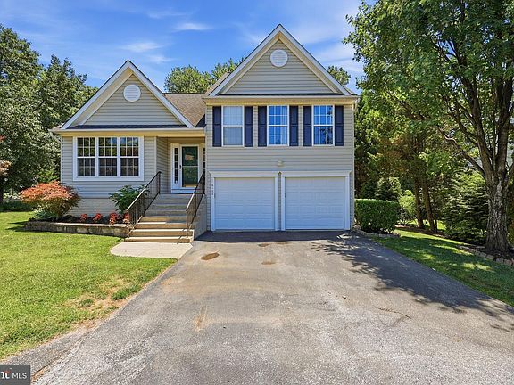 4th image of 6154 Downs Ridge Ct