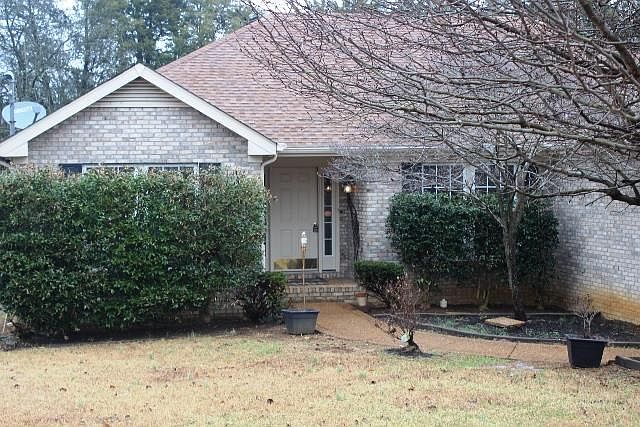 1st image of 912 Thomastown Dr