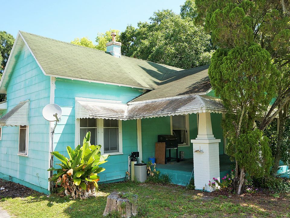 1st image of 105 NW 9th St