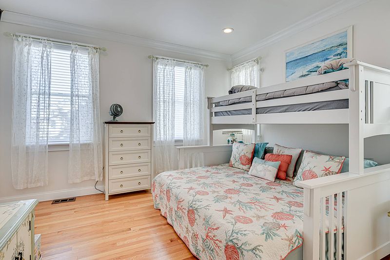 881 Dune Rd, West Hampton Dunes, NY 11978 | Out East
