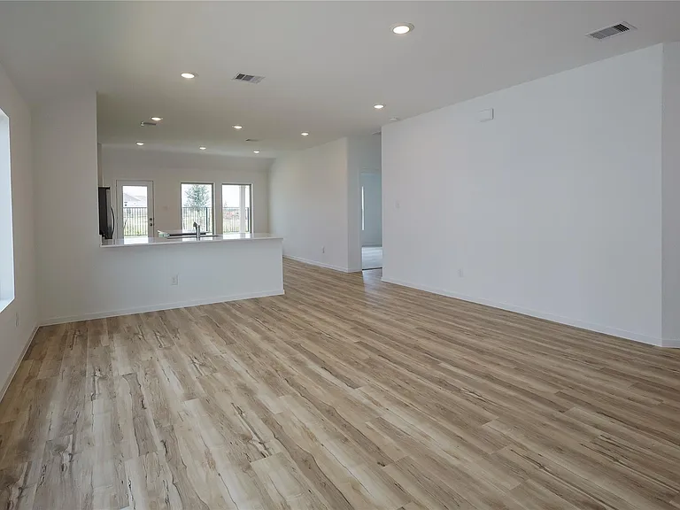 21947 Soldier Butterfly Ct — Photo 6