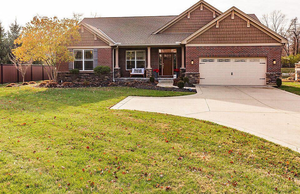 1st image of 15 Cahill Ct