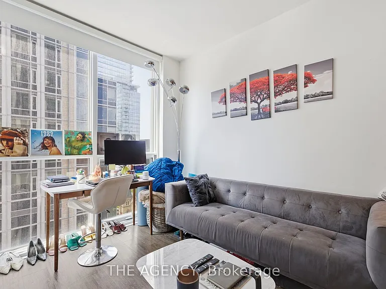 1 Yorkville Ave #804 — Photo 3