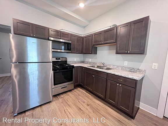 4th image of 107 Lexington Ave NW APT 2