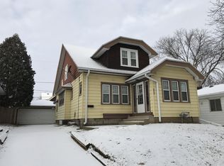 2869 N 56th St, Milwaukee, WI 53210