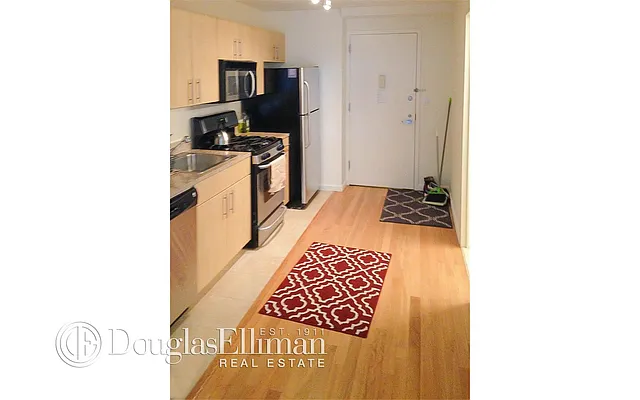 Rented by Douglas Elliman | media 2
