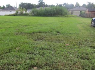 Bennett St, New Orleans, LA 70131