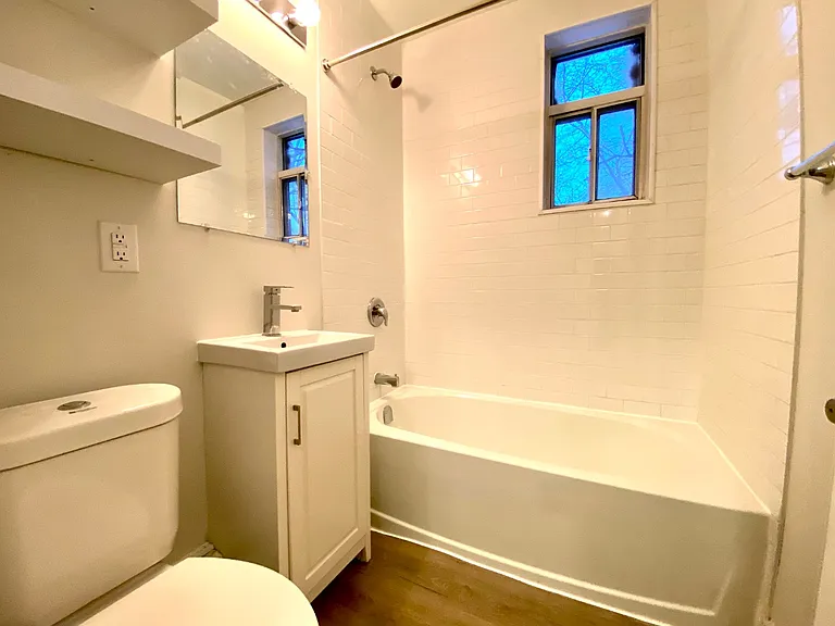 112 Saint Josephs Dr #307 — Photo 7
