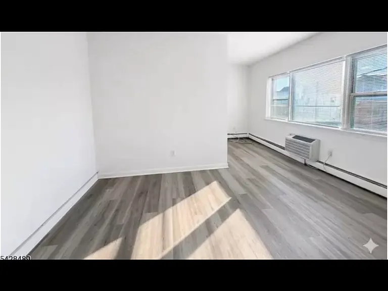 505 Hoboken Rd #1 — Photo 2