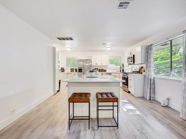 7621 S Harvard Ave — Photo 13