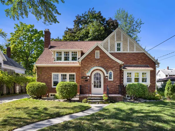 1007 N Harriman St, Appleton, WI 54911