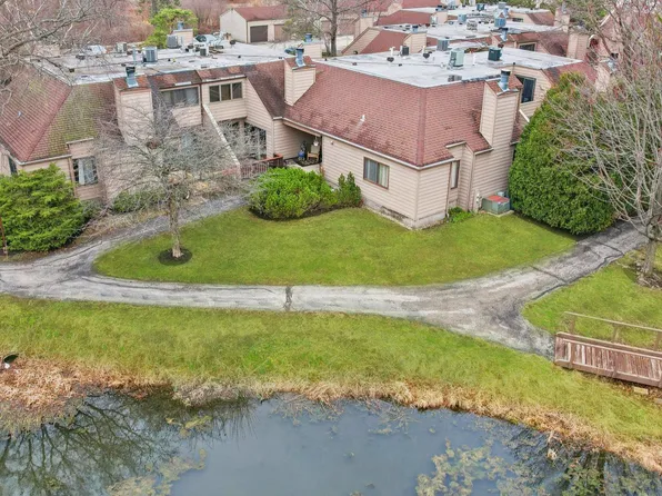 3365 Beacon St Unit 14, North Chicago, IL 60064