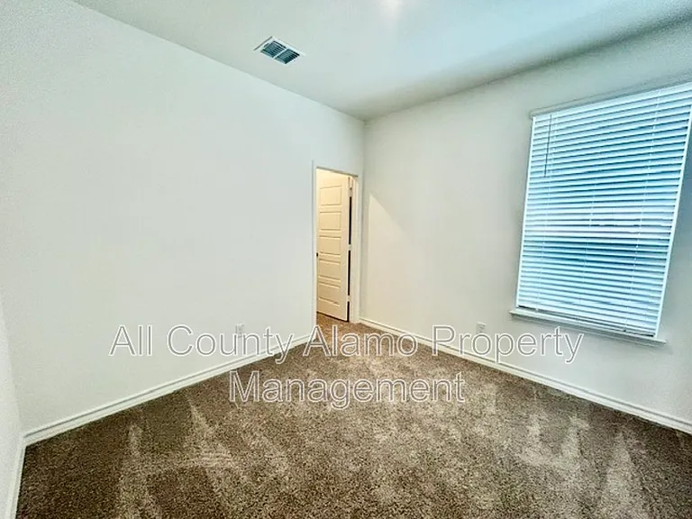 4153 Bermuda Ln — Photo 11