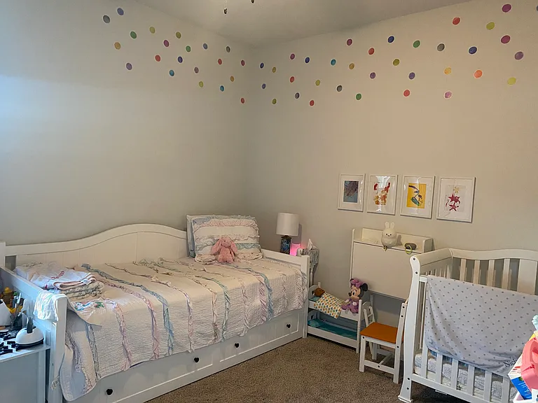 340 Claremont Ave — Photo 9