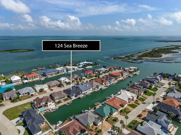 124 Sea Breeze Dr, Aransas Pass, TX 78336