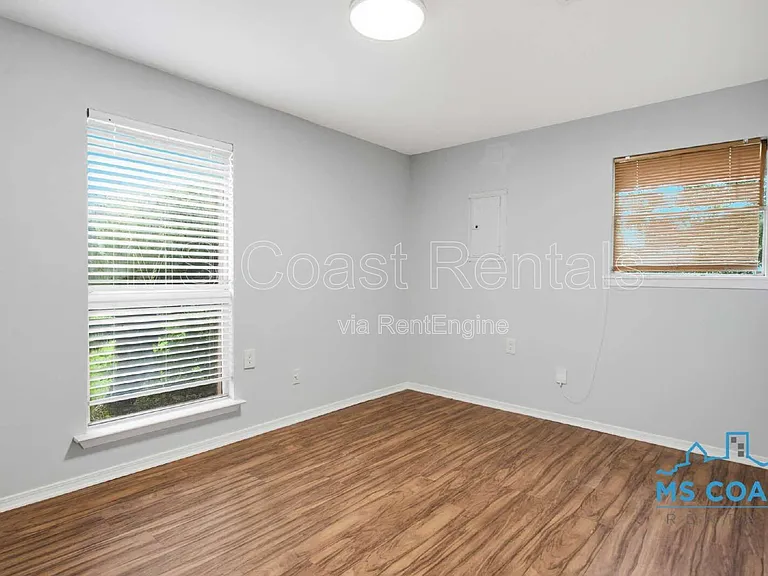 1601 Lewis Ave — Photo 18