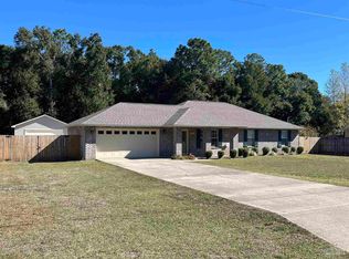 5819 Hermitage Cir, Milton, FL 32570