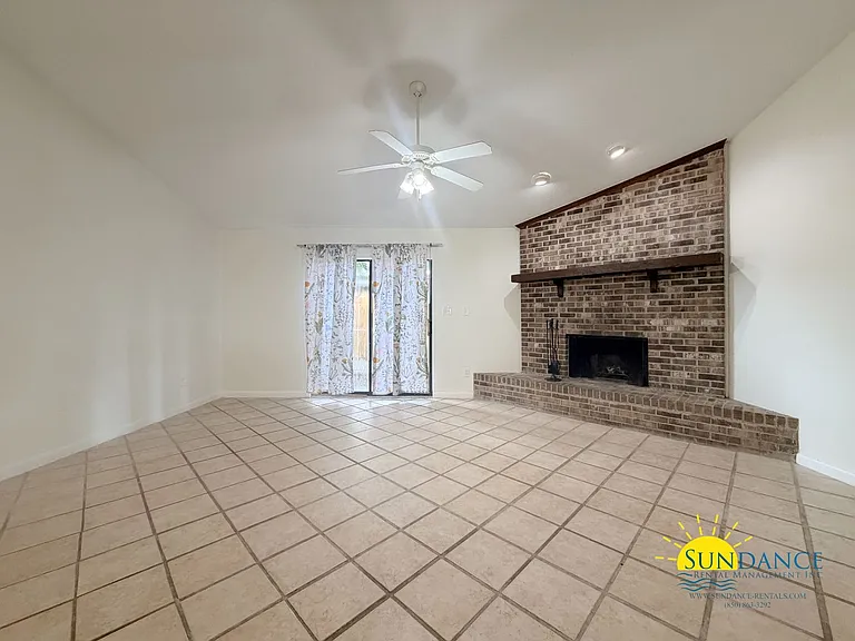 940 Central Ave #30 — Photo 3