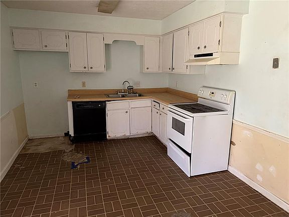 4th image of 1765 Highpoint Rd