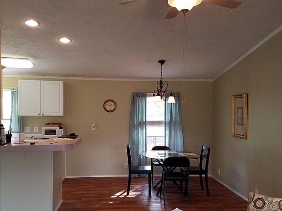 4th image of 14009 Lori Pl
