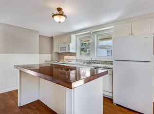 73 Cherry St, Plymouth, MA 02360