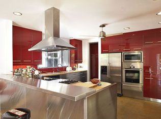 565 W Santa Rosa Dr, Palm Springs, CA 92262