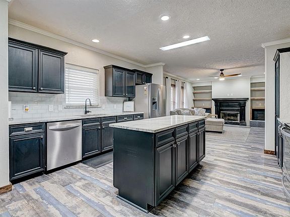 2nd image of 18245 Mayridge Dr