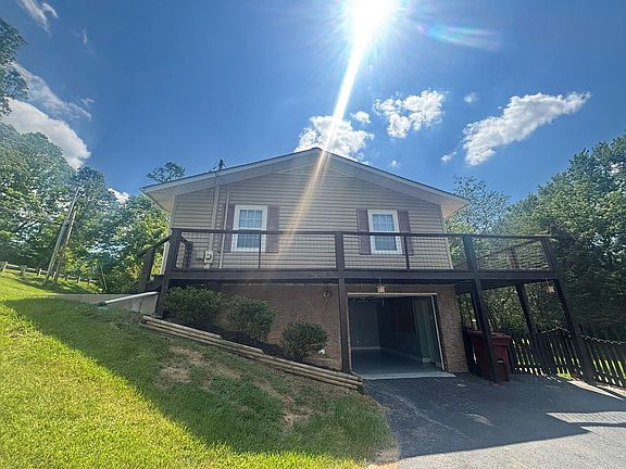 3rd image of 2710 S Greenwood Dr