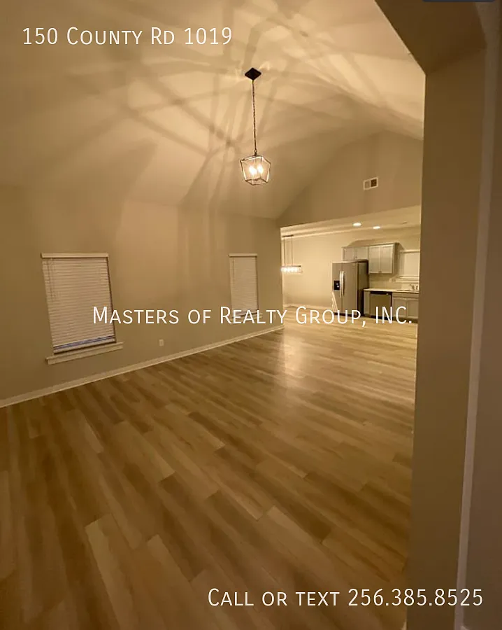 Modern Comfort Meets Southern Charm with this classy 4 bedroom home! — Photo 4