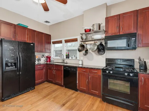 2451 W Arthington St #2, Chicago, IL 60612