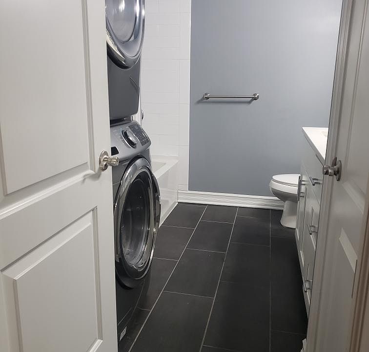 2nd image of 888 Main St #3