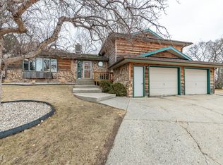 1103 Hillside Ter, Bismarck, ND 58501