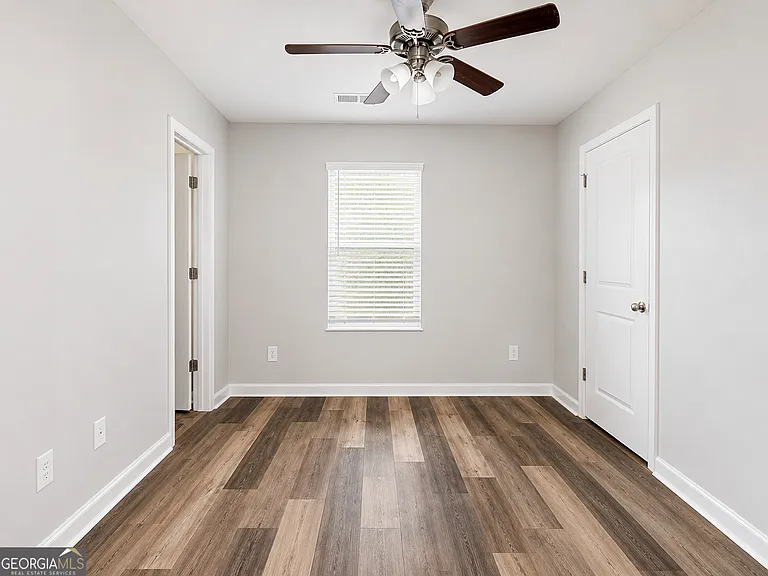 1814 Carrington Dr — Photo 16