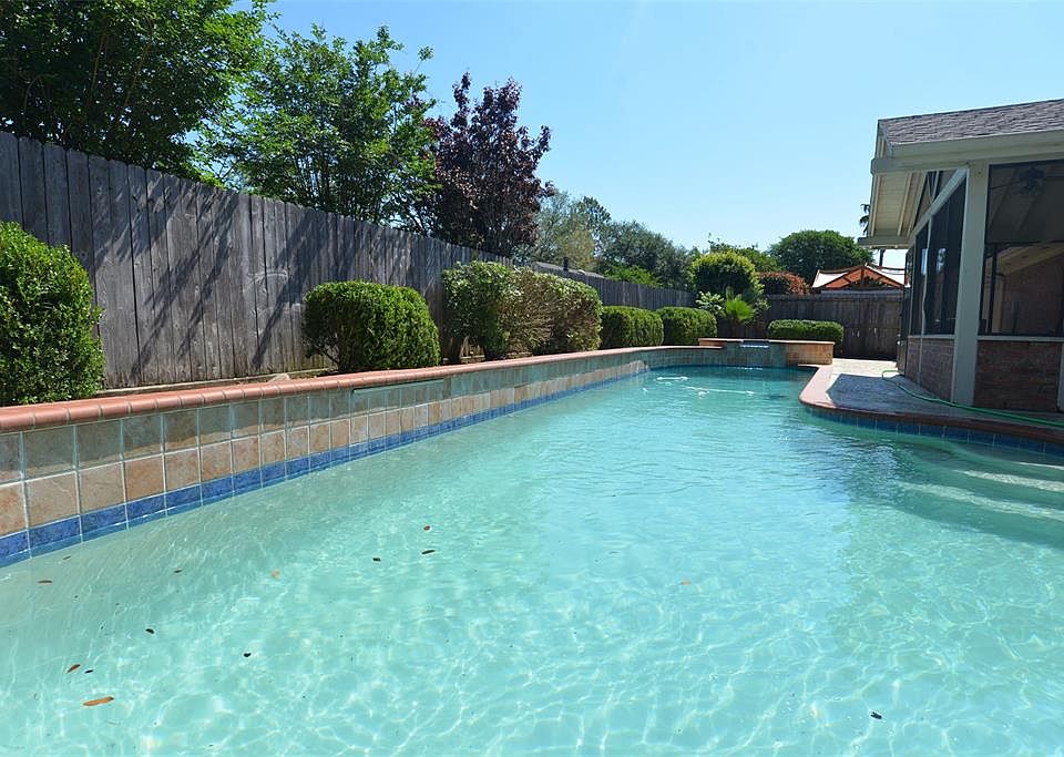 1st image of 4607 Russett Pl N