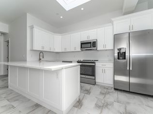 140 E Park Ave #2, Long Beach, NY 11561