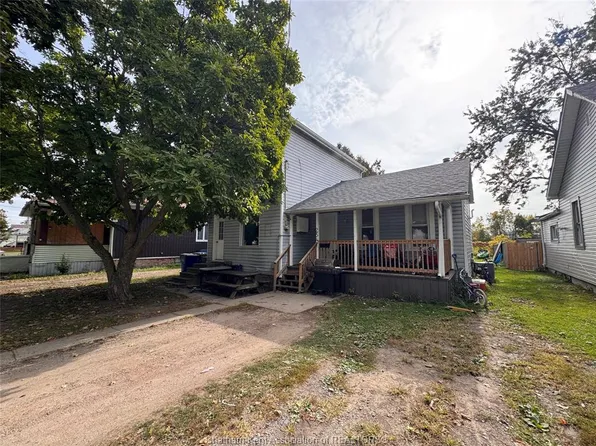 254 Park St, Chatham Kent, ON N7M 3S3