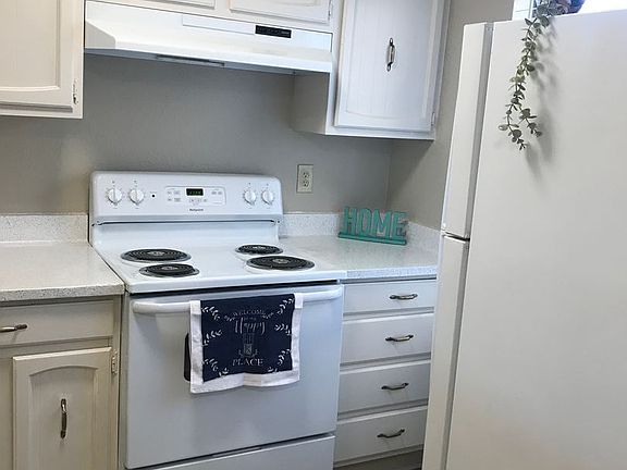 4th image of 4725 Marconi Ave APT 21